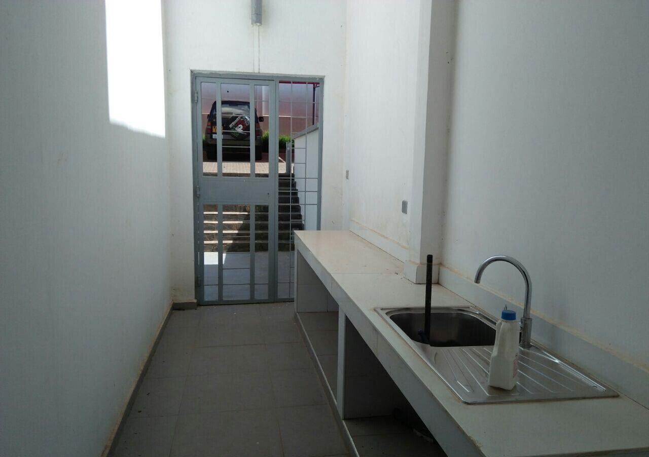 4BR Townhouse with Private Pool & DSQ Kitchen – Kyuna