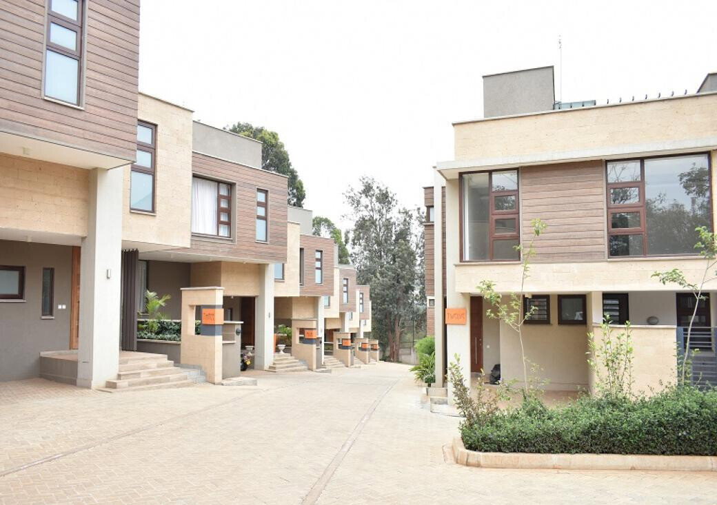 4-Ensuite Townhouse with Rooftop Terrace & Study - Lavington