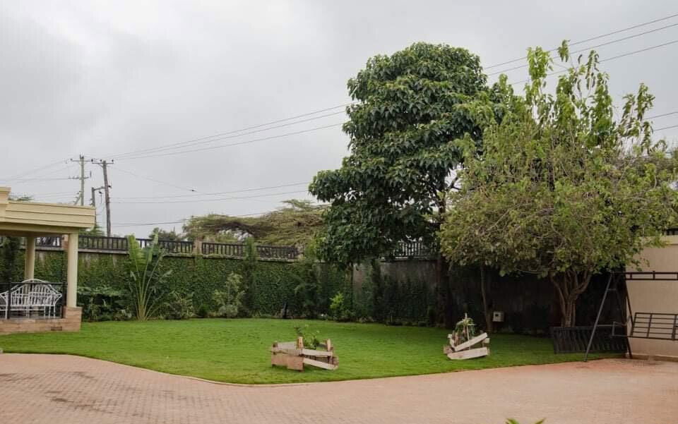 6BR Ultra-Modern Masterpiece with DSQ & Gazebo - Maasai Lodge