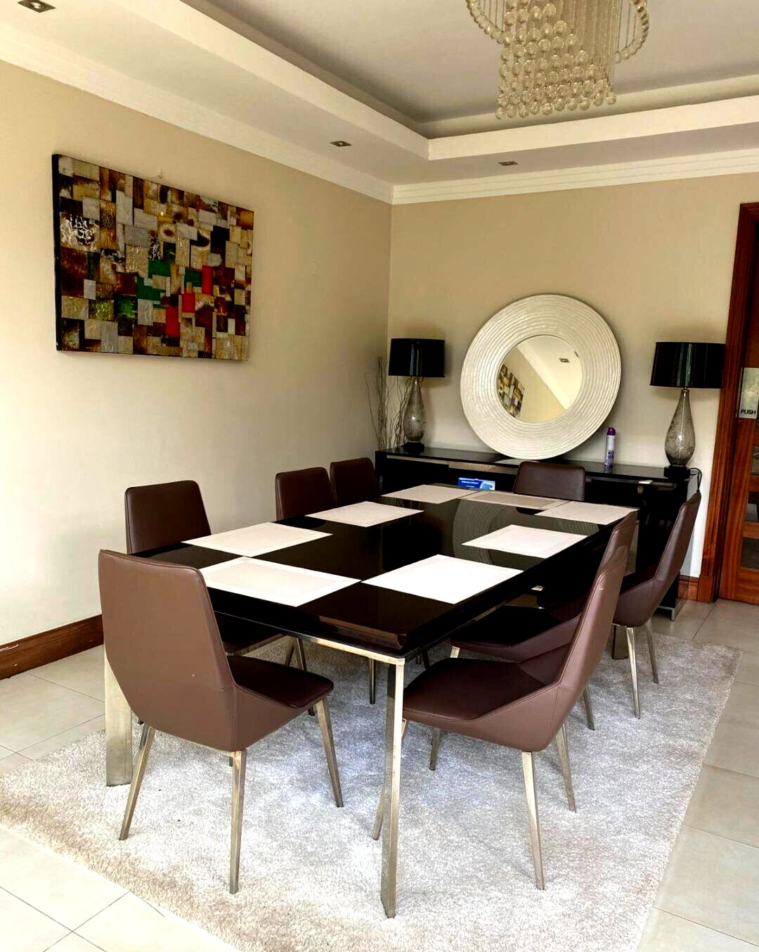 5BR Townhouse with Garden
