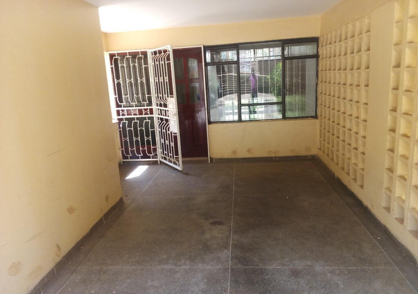 4BR Townhouse with Guest Room & DSQ in Secure Lavington Estate