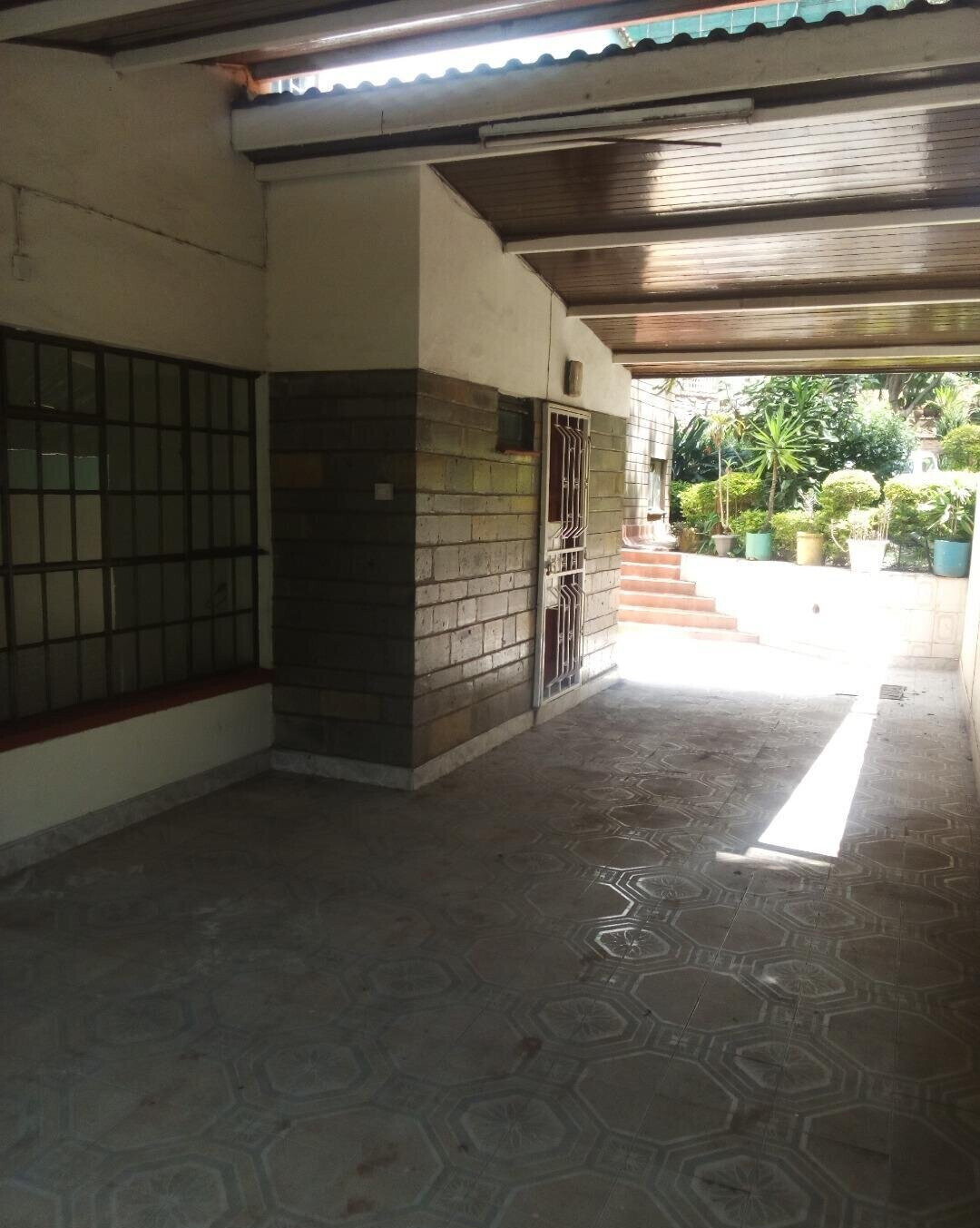4BR Townhouse with Guest Room & DSQ in Secure Lavington Estate