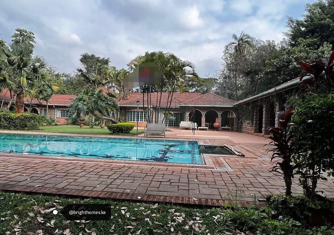 4.1-Acre Commercial Plot in Ridgeways