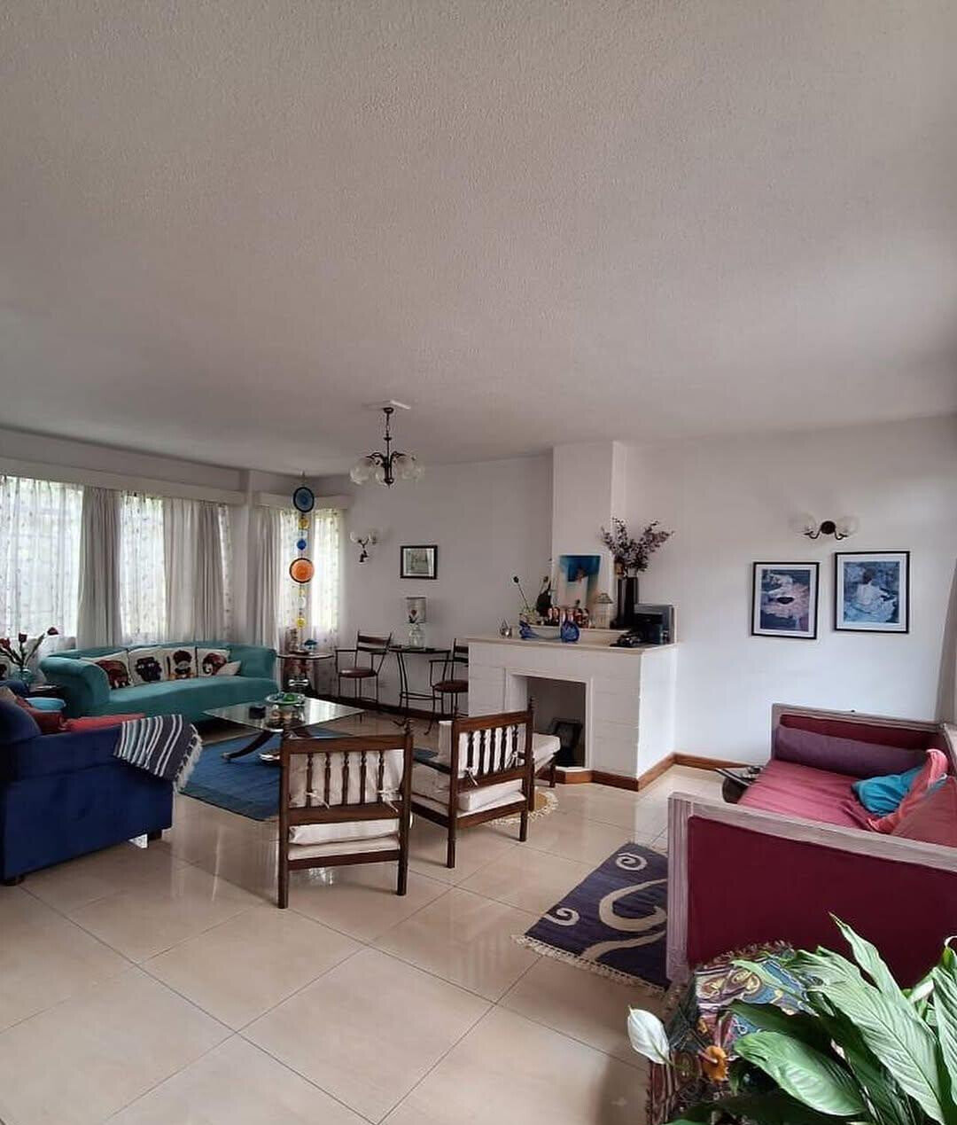 4-Ensuite Townhouse with Pool & Solar Power - Grevillea Grove, Westlands