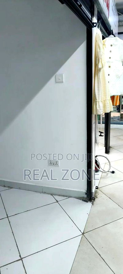 Business Premise to Let in Nairobi Town - Image 3
