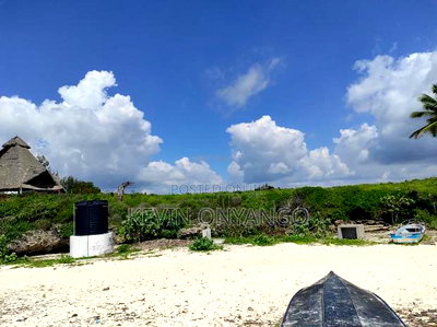 Prime 4.5 Acres Beach Front Plot in Watamu - Image 1