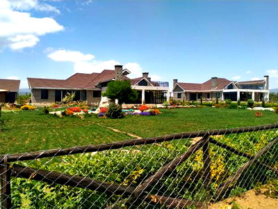 Furnished 4bdrm Bungalow in Inka Homes, HellsGate for Sale - Image 5