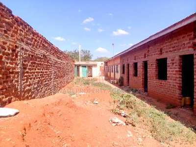 PARTLY DEVELOPED PLOT 50 by 100 Mutomo .Kitui - Image 1
