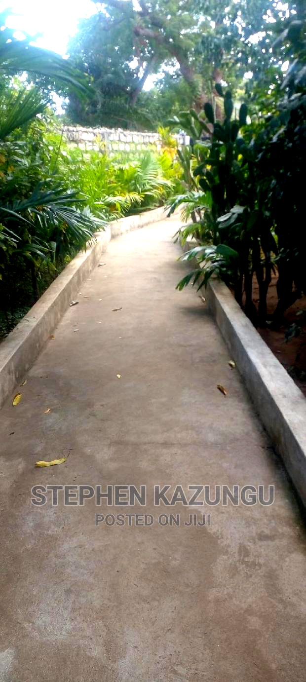 Furnished 2bdrm Bungalow in White House Villa for rent