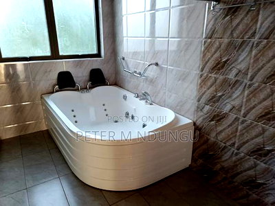 7bdrm Maisonette in Runda, Kiambu / Kiambu for sale - Image 5