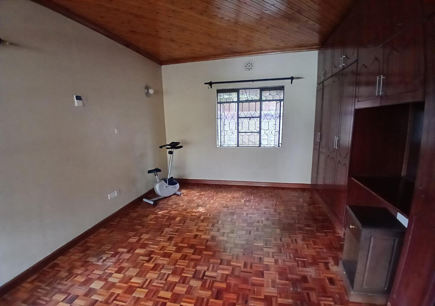 One-Acre Garden Home at KSh 120K