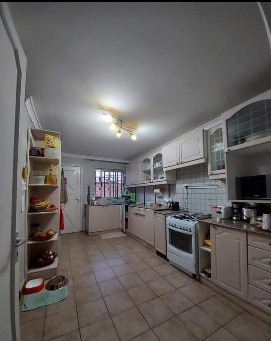 4-Bedroom Townhouse with Natural Light & Garden - Lavington