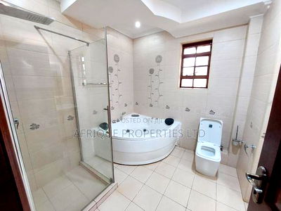 4bdrm Mansion in Runda for sale - Image 9
