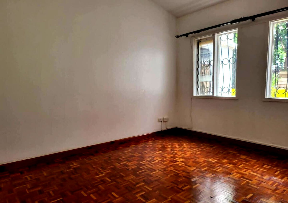 KSh 400K 4BR Hillview Home