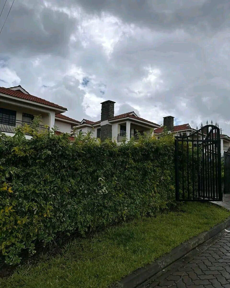 4BR All-Ensuite Villa with Fireplace & Private Gate - Ngong