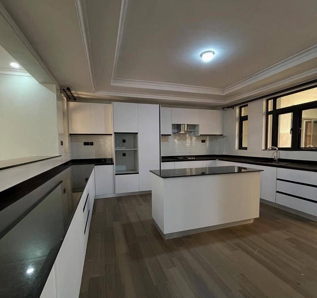 4BR All-Ensuite Townhouse with DSQ & Office - Ruiru Mugutha