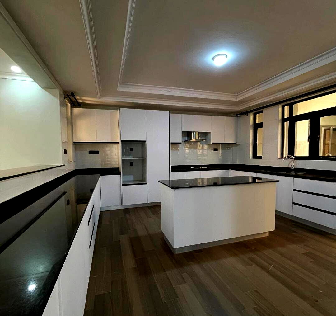 4BR All-Ensuite Townhouse with DSQ & Office - Ruiru Mugutha