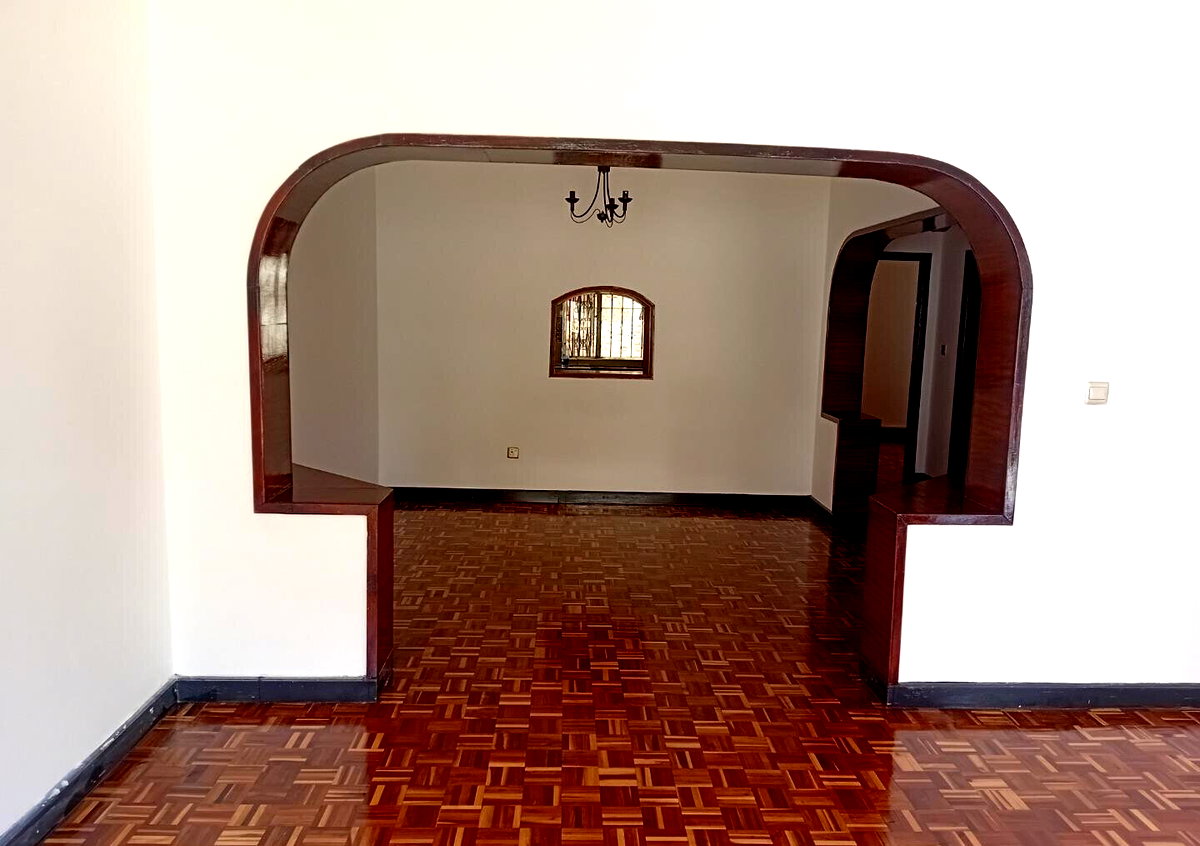 4-Ensuite Townhouse with DSQ & Flower Garden - Brookside, Westlands