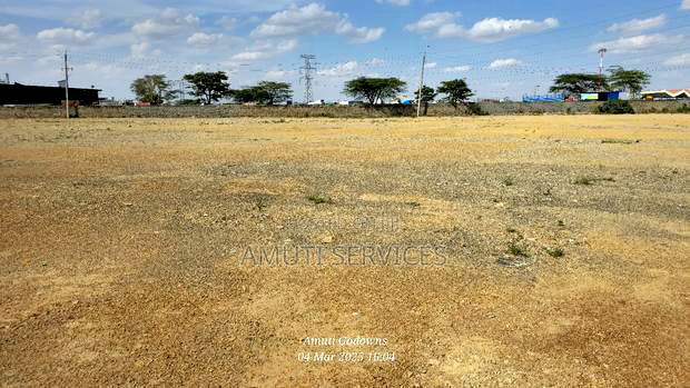 2.5 Acres Yard for Lease