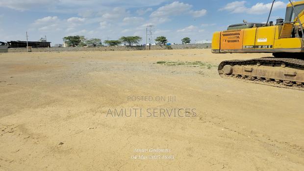 2.5 Acres Yard for Lease