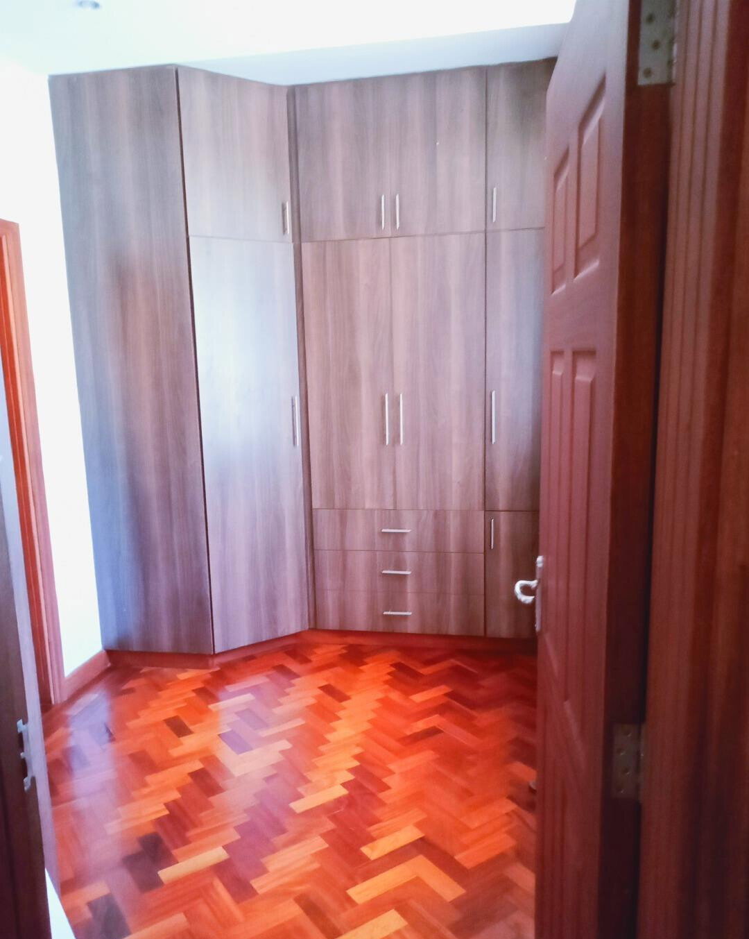 5-Ensuite Townhouse with Study & Prayer Room - Lavington