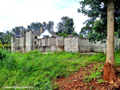 Runda Prime Plot on Sale, 1/2 Acre, Title - Image 1