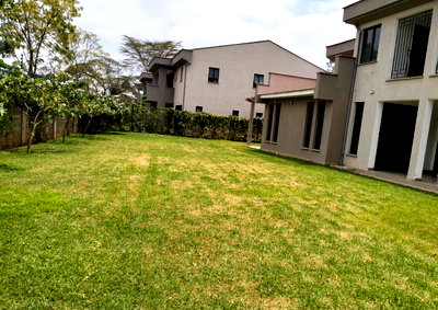 0.17 Acre Townhouse with 6BR