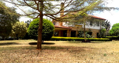 5BR All-Ensuite Townhouse with Big Garden & Fireplace - Runda