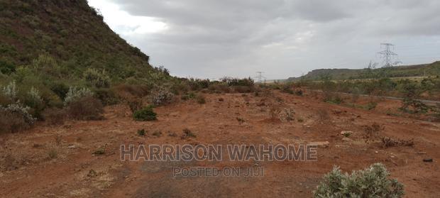 6 Acres Fronting Tarmarc Along Ngong Suswa Road.