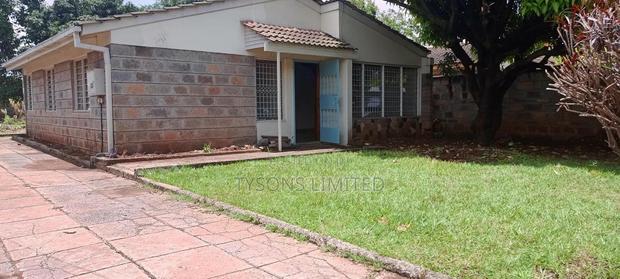 3bdrm Bungalow in Sunrise, Greenfields for rent