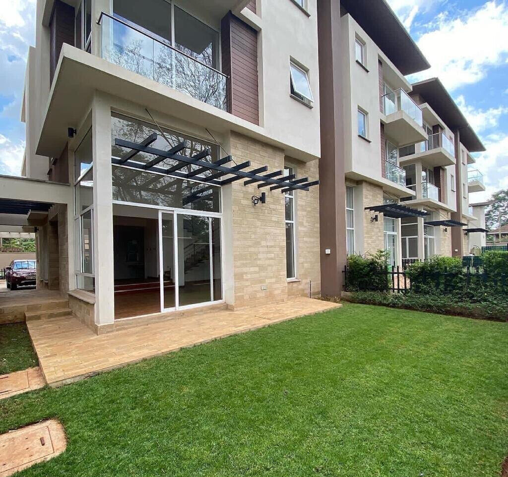 4-Level Townhouse with Heated Pool & Gym - Lavington