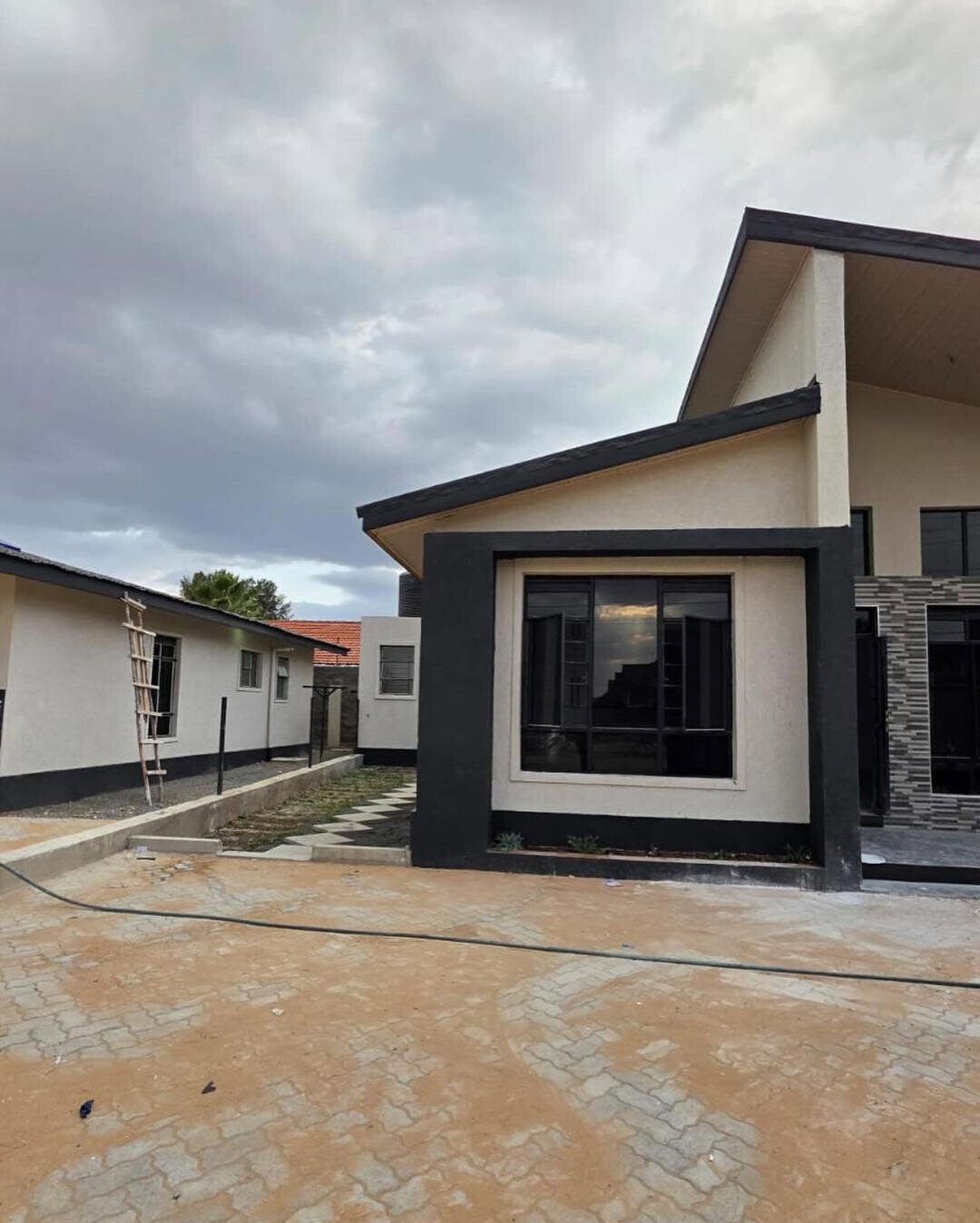 3BR Townhouse with Solar Water Heating & Study - Kitengela