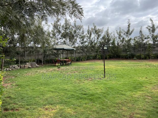 5bdrm Maisonette in Sensei, Kitengela for sale