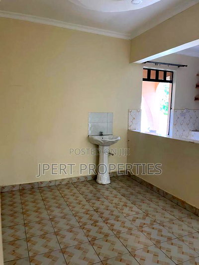 3bdrm Bungalow in Matangi Ambassador, Ruiru for rent - Image 6
