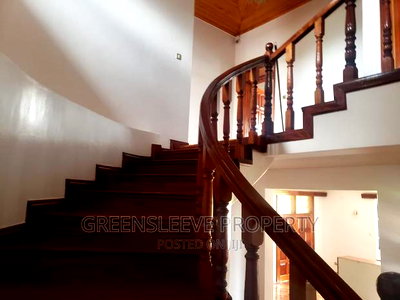 6bdrm Townhouse / Terrace in Karen for rent - Image 13