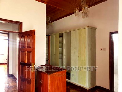 6bdrm Townhouse / Terrace in Karen for rent - Image 6