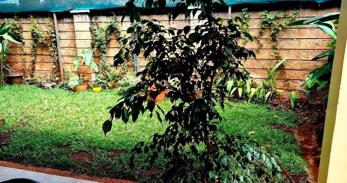 4-Bed Townhouse with Attic Gym & Jacuzzi - Lavington