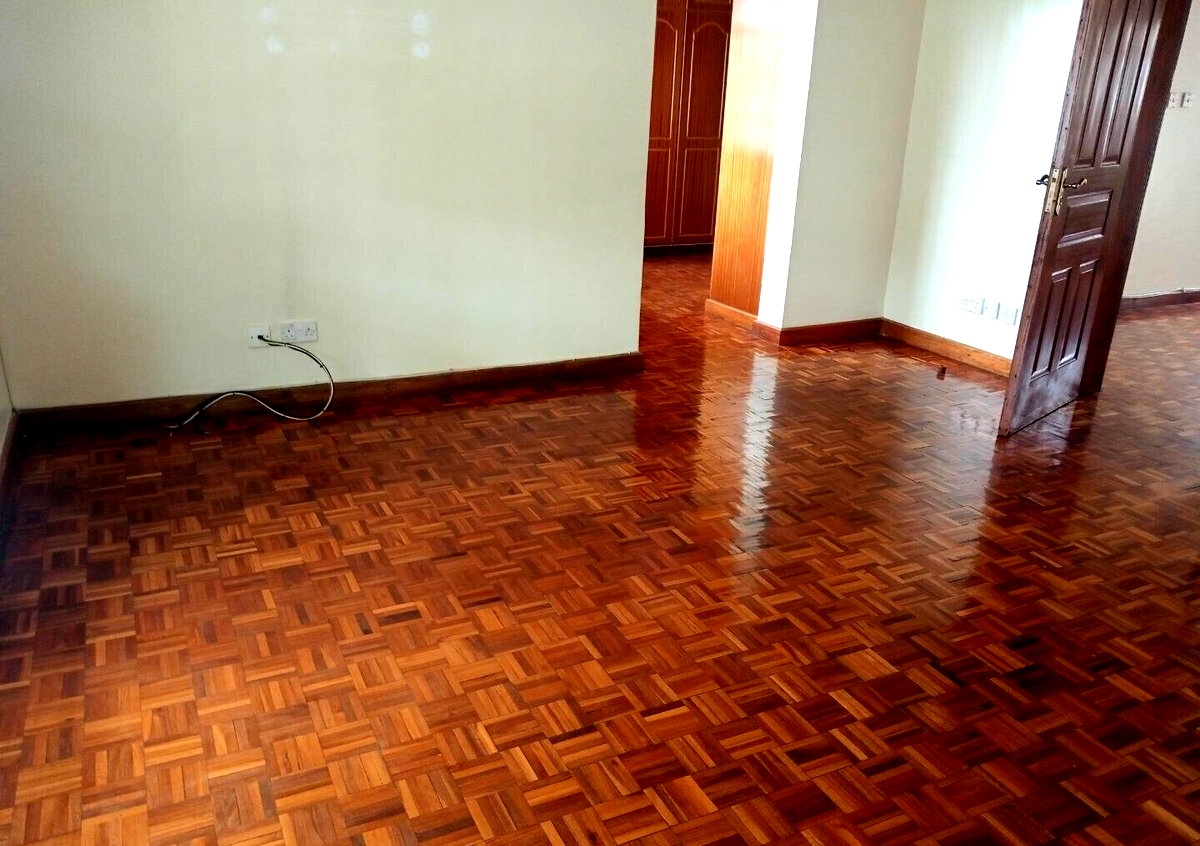 4-Ensuite Townhouse with Fireplace & Pool - Kyuna Estate