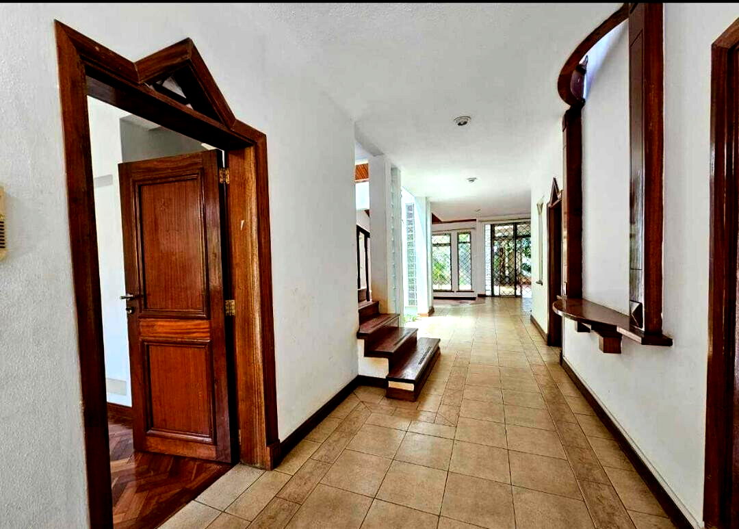 4BR Townhouse with DSQ & Sunken Lounge - Kilimani