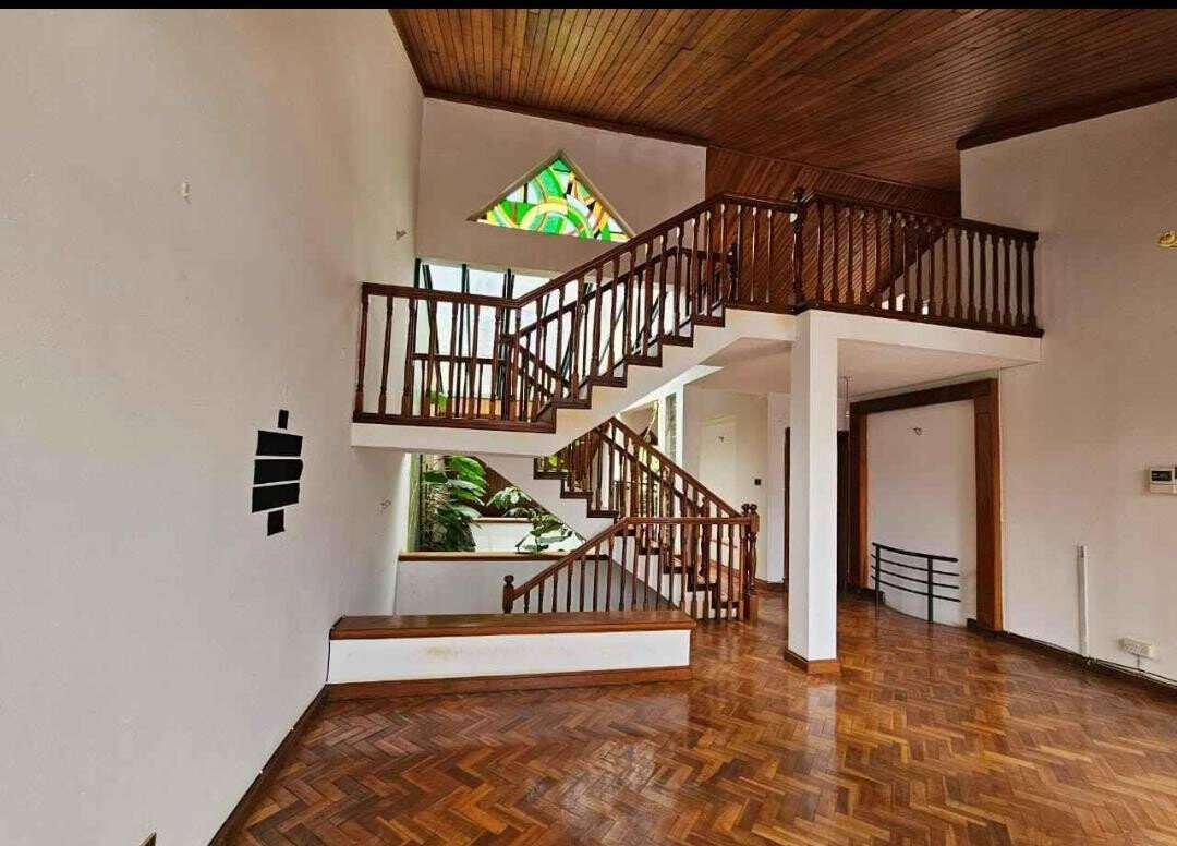 4BR Townhouse with DSQ & Sunken Lounge - Kilimani