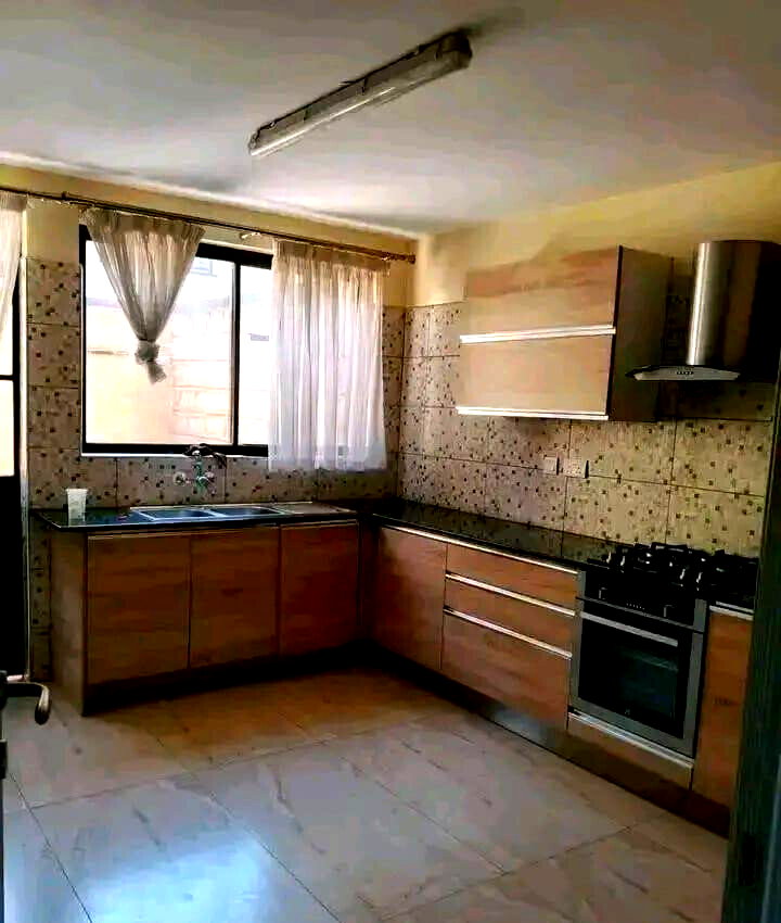 4BR Townhouse with DSQ & Community Hall - Syokimau