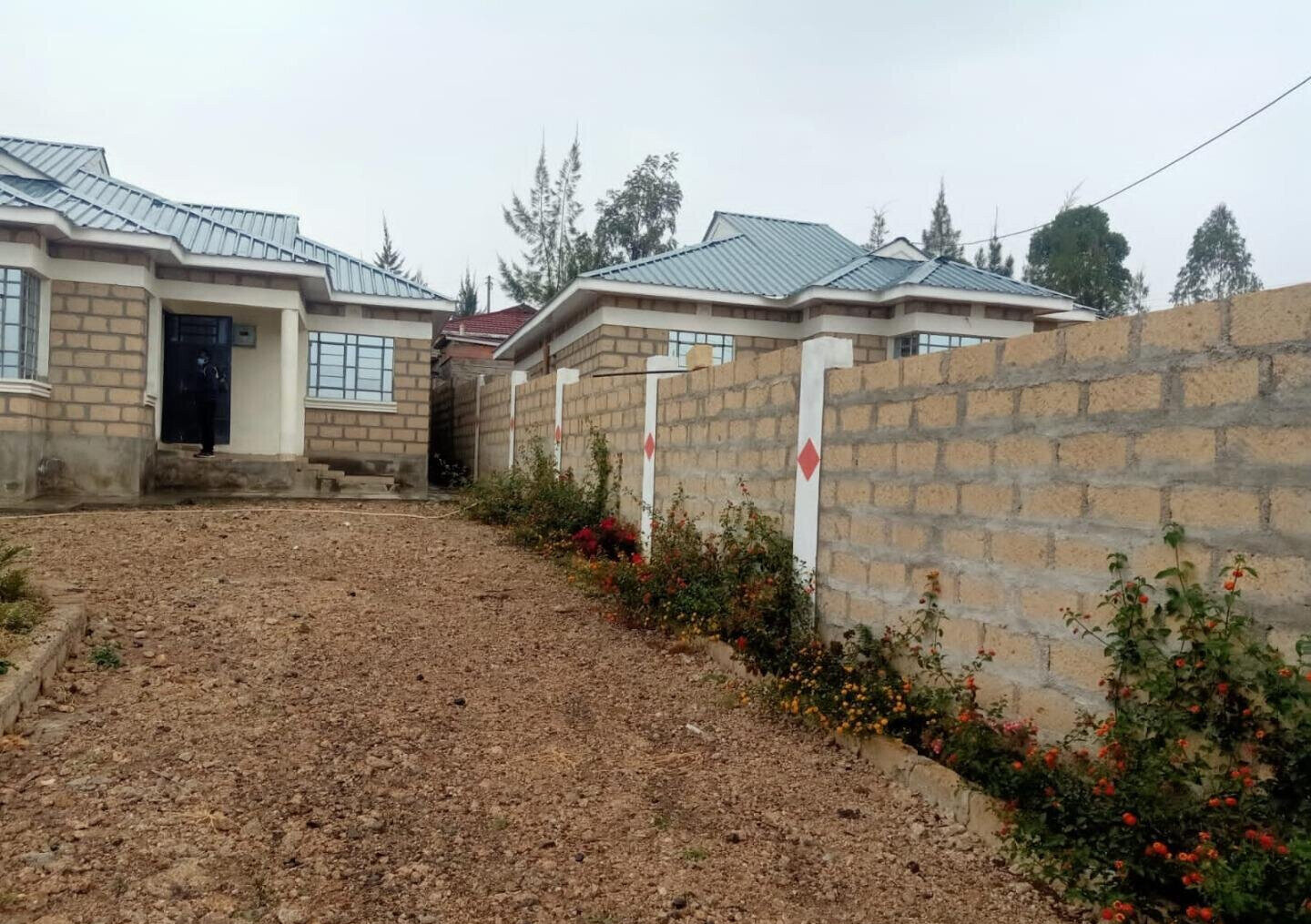 3BR All En-Suite Townhouse with Private Garden & Parking - Kiserian