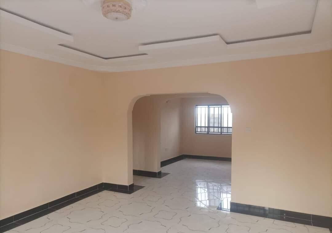 3BR All En-Suite Townhouse with Private Garden & Parking - Kiserian