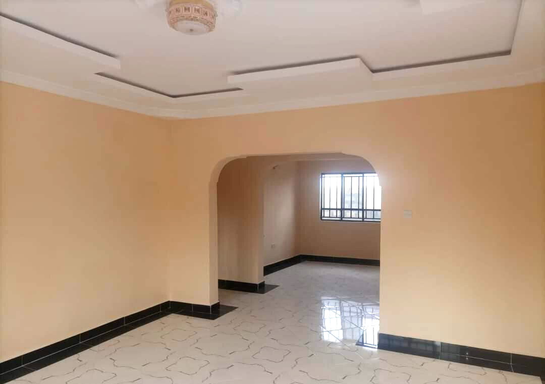 3BR All En-Suite Townhouse with Private Garden & Parking - Kiserian