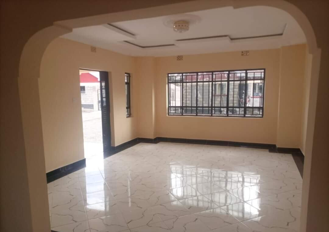 3BR All En-Suite Townhouse with Private Garden & Parking - Kiserian