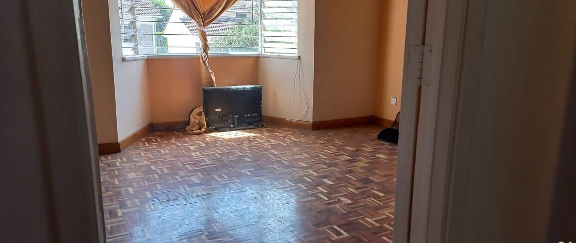 Classic 4BR Semi-Detached Maisonette with DSQ - Kileleshwa