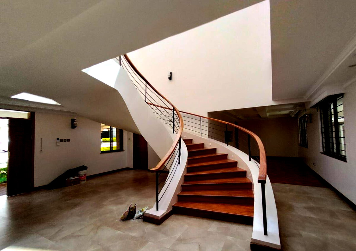 Double-Volume Townhouse with Walk-In Closet & Study - Lower Kabete