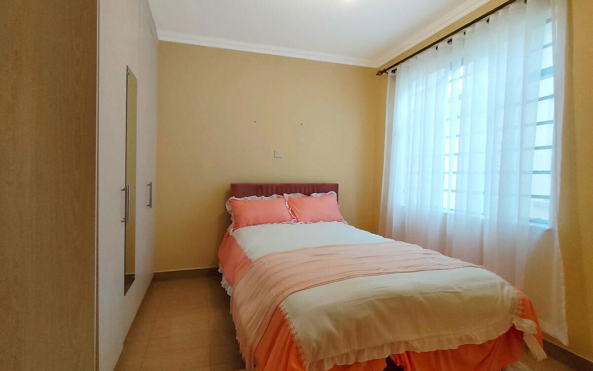 4BR Townhouse with River Views & Private Garden - Athi River