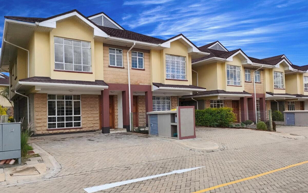 4BR Townhouse with River Views & Private Garden - Athi River