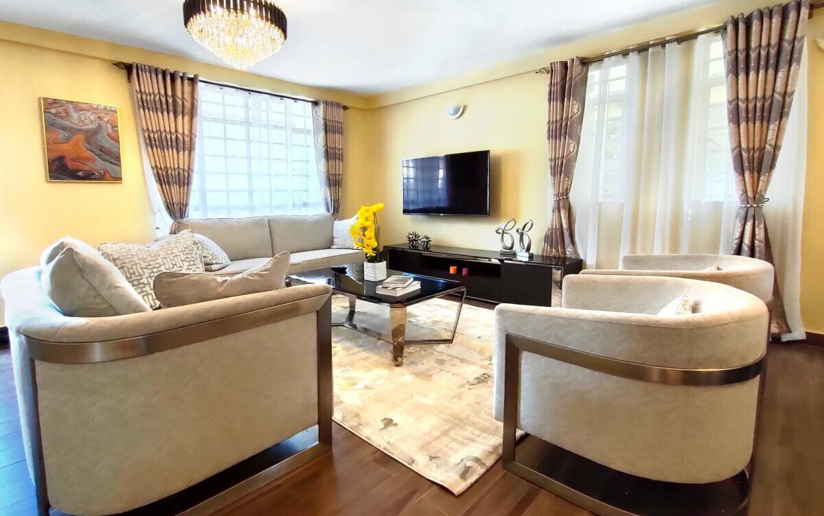 4BR Townhouse with River Views & Private Garden - Athi River